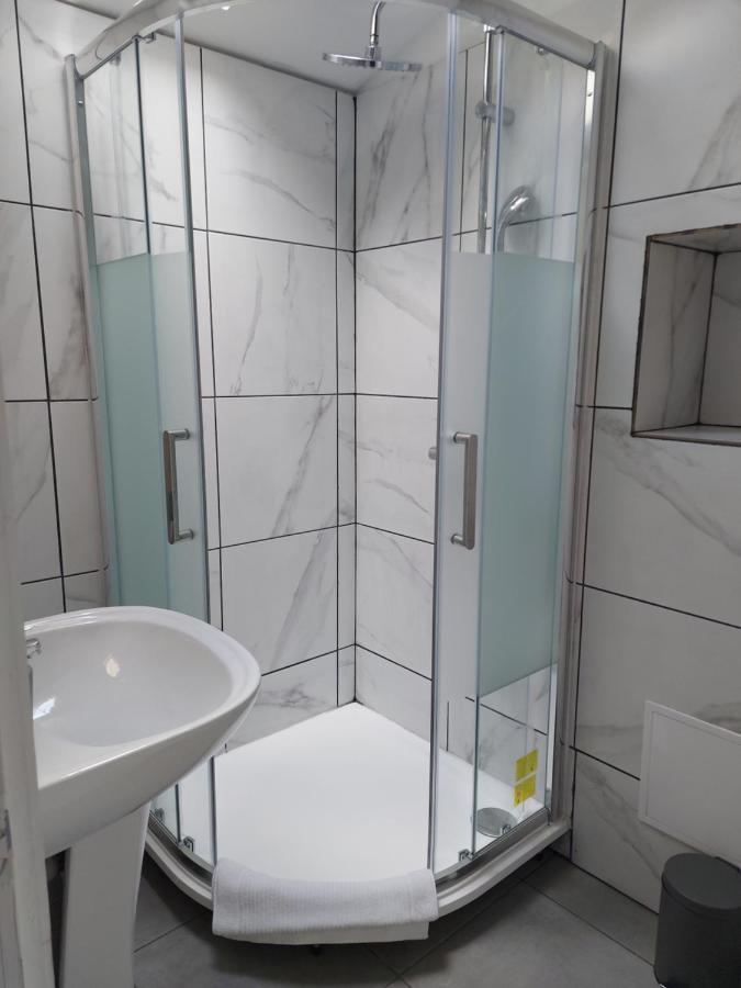 Grand Studio Entier Ecquevilly Exteriér fotografie